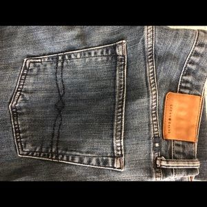 Lucky Brand relaxed straight leg jeans